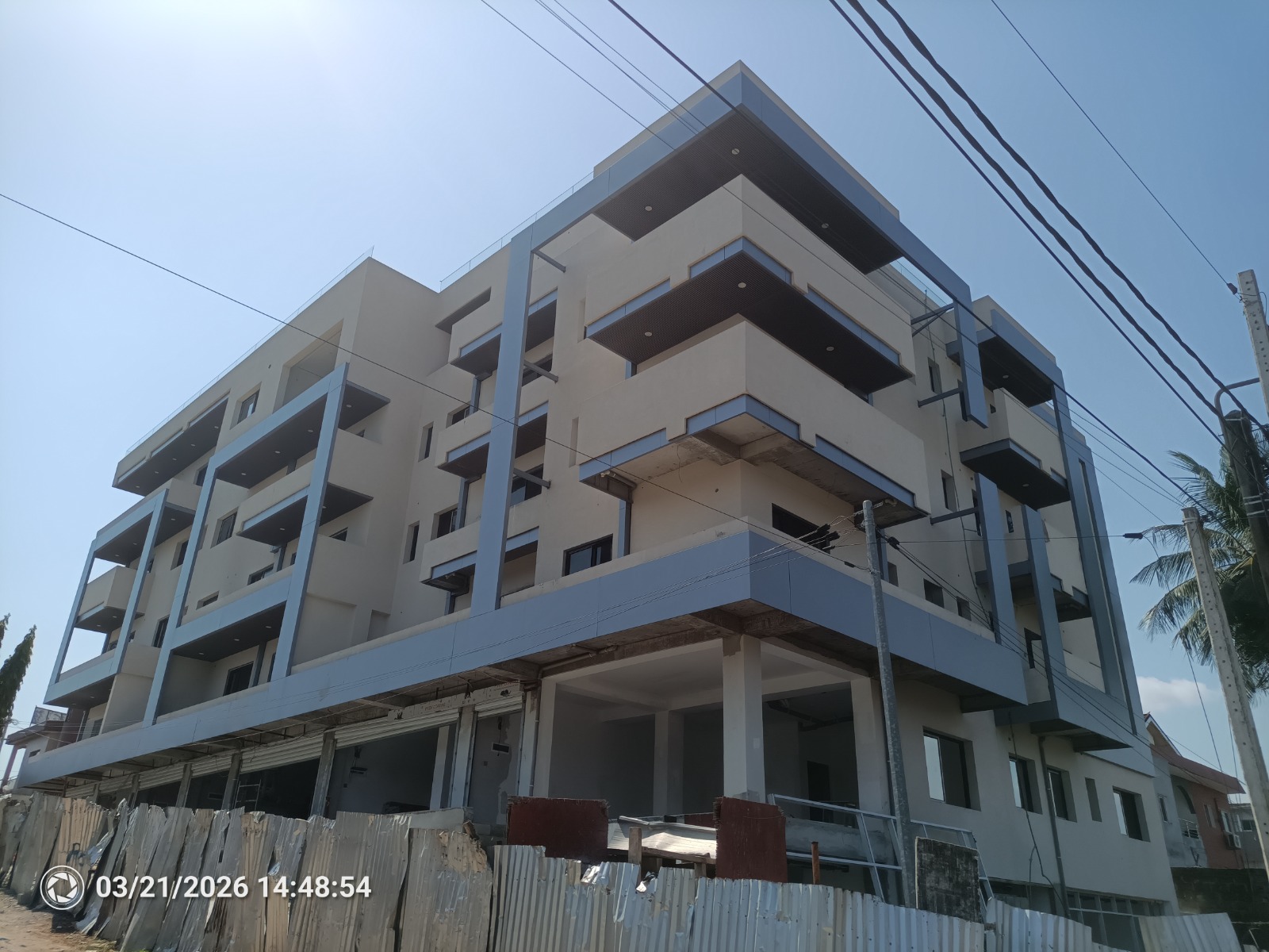 APPARTEMENTS HAUTS STANDINGS EN VENTE COCODY ATTOB