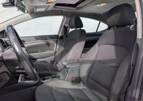 Hyundai Elantra en vente - 2/4