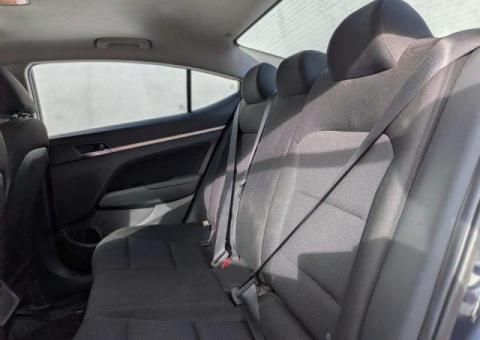 Hyundai Elantra en vente - 3/4