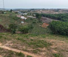terrain En bordure de la nouvelle autoroute d'assini
